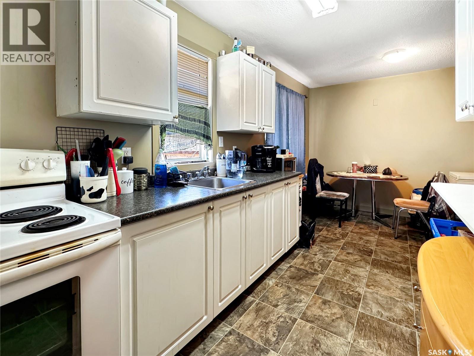 1442 111th Street, North Battleford, Saskatchewan  S9A 2K6 - Photo 14 - SK033728