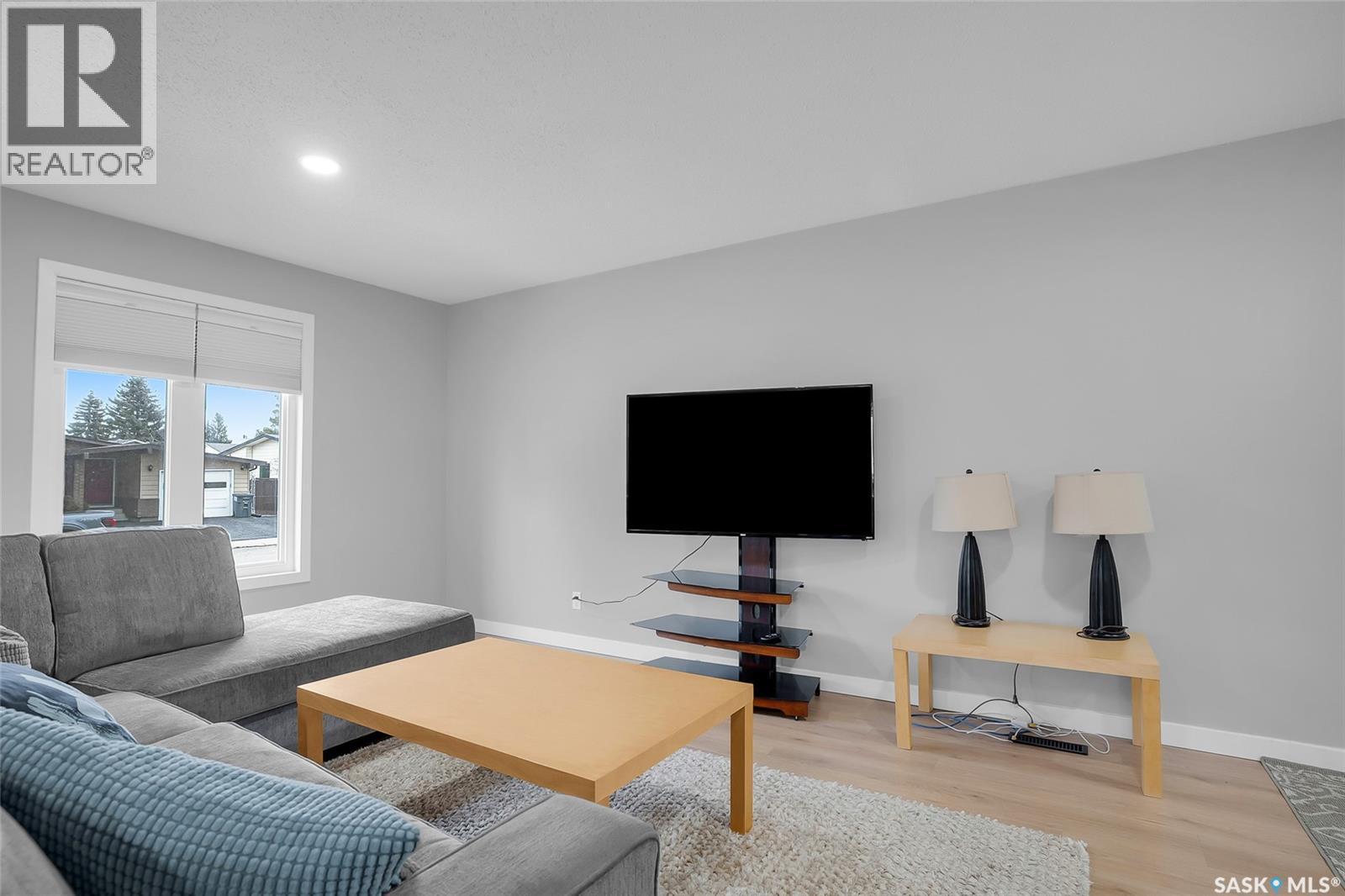 62 Roborecki Terrace, Saskatoon, Saskatchewan  S7K 5L3 - Photo 6 - SK033599