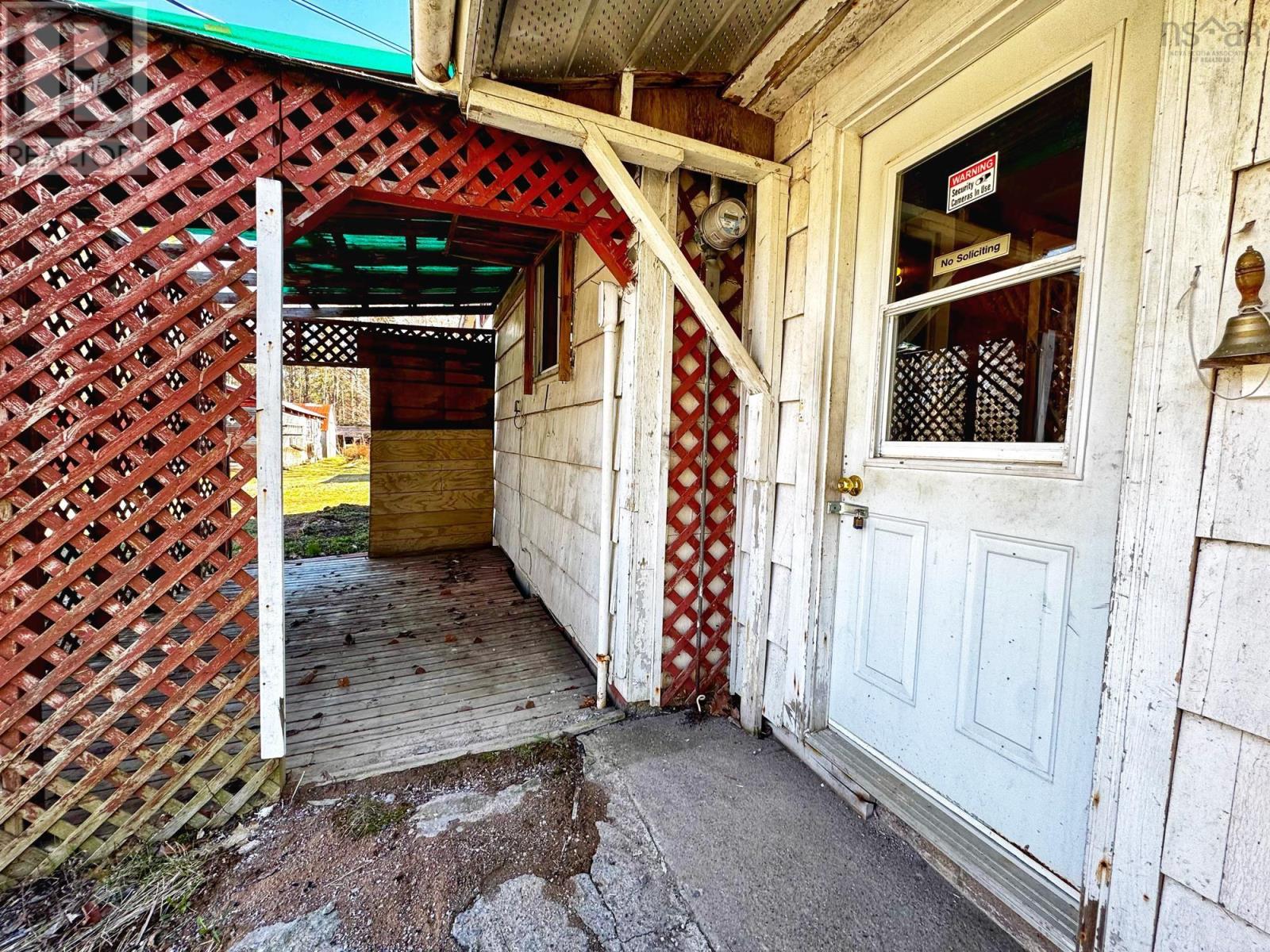 9932 Highway 201, South Farmington, Nova Scotia  B0P 1W0 - Photo 3 - 202608387