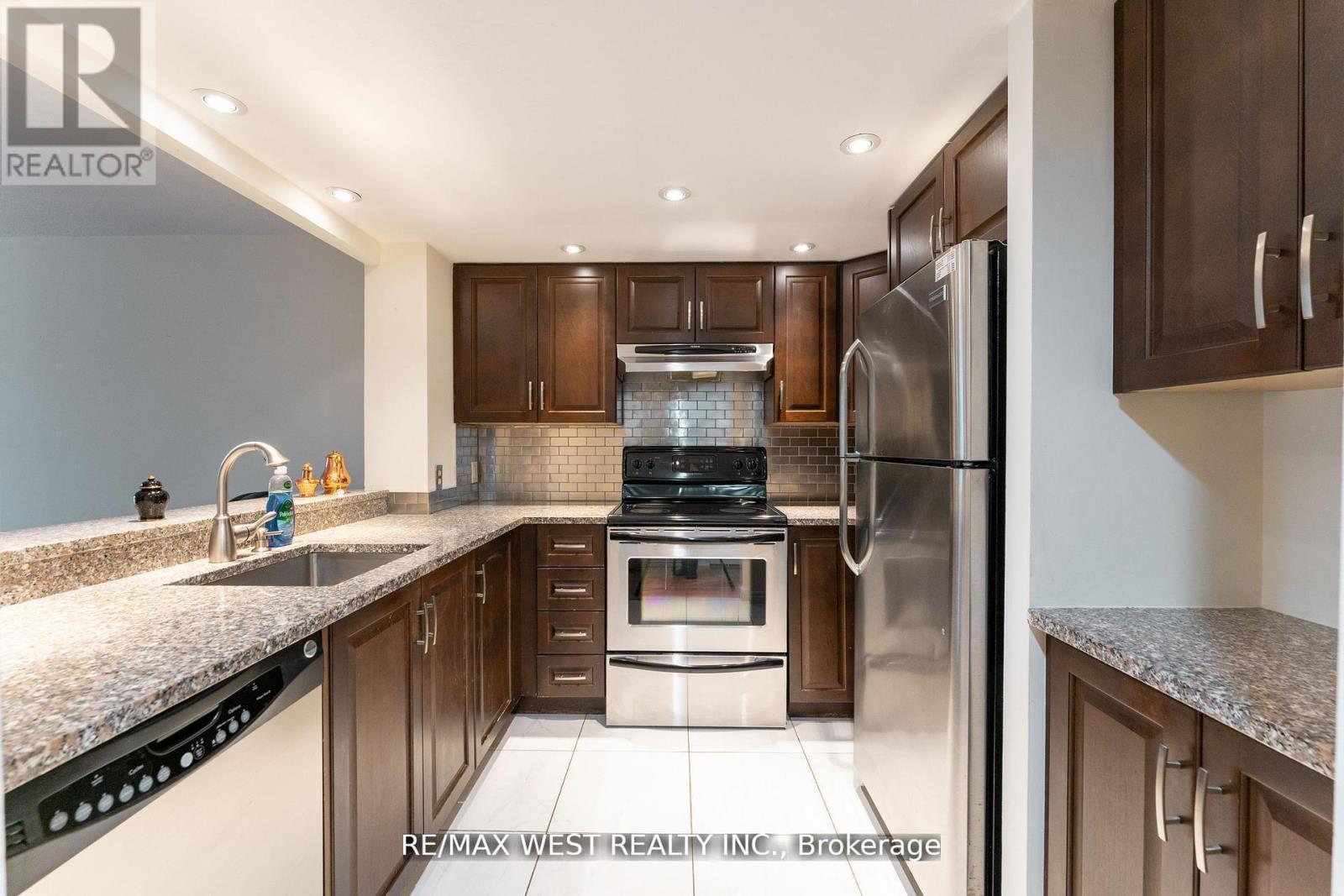 205 - 725 King Street W, Toronto, Ontario  M5V 2W9 - Photo 17 - C13036662