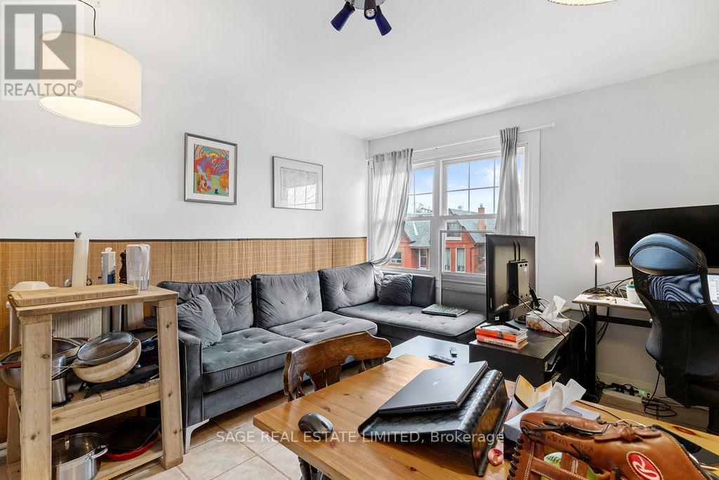 276 Crawford Street, Toronto, Ontario  M6J 2V8 - Photo 12 - C13036768