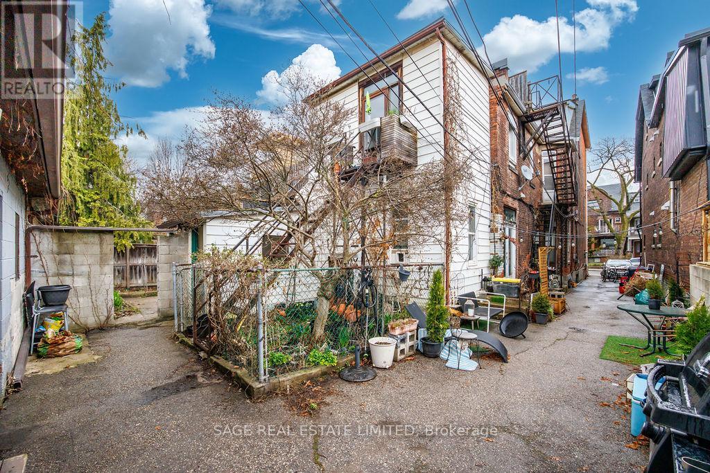 276 Crawford Street, Toronto, Ontario  M6J 2V8 - Photo 20 - C13036768