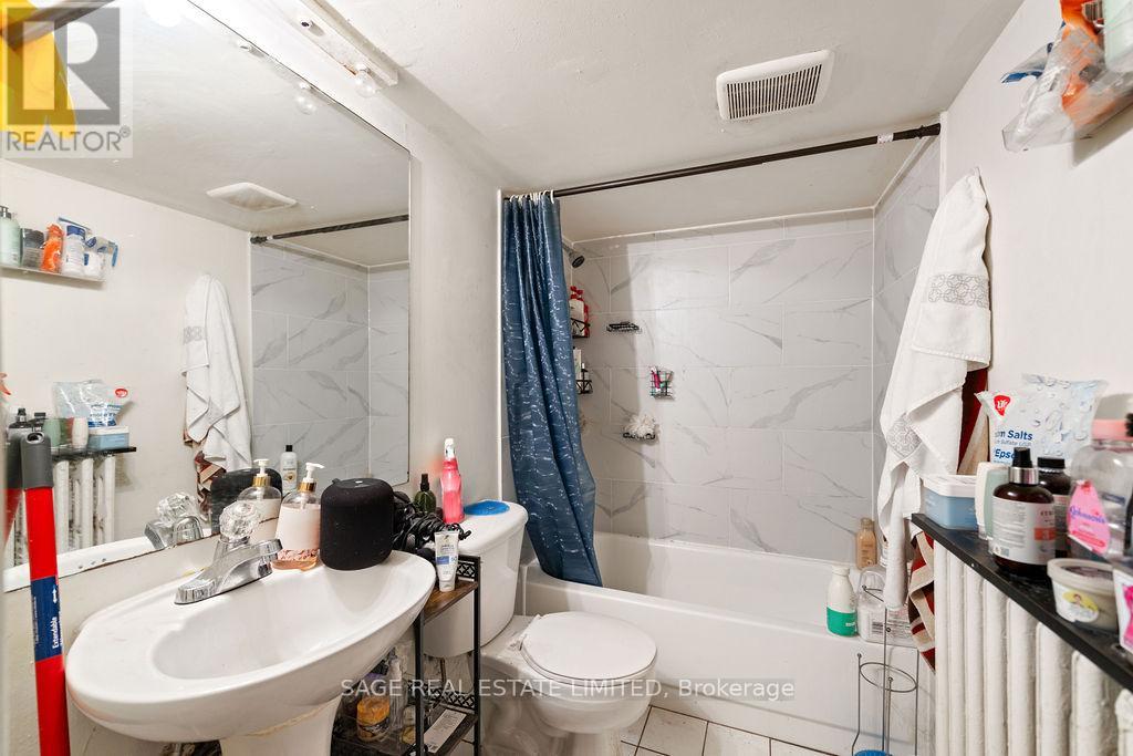 276 Crawford Street, Toronto, Ontario  M6J 2V8 - Photo 24 - C13036768