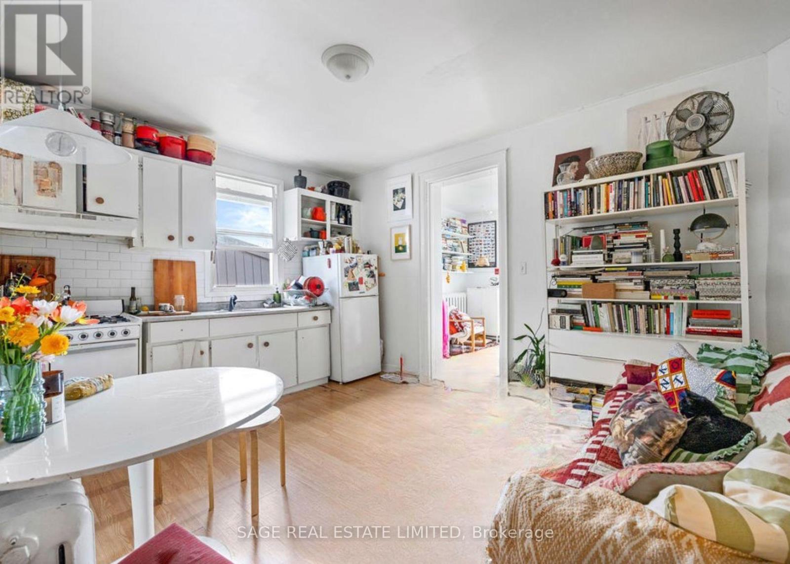 276 Crawford Street, Toronto, Ontario  M6J 2V8 - Photo 8 - C13036768