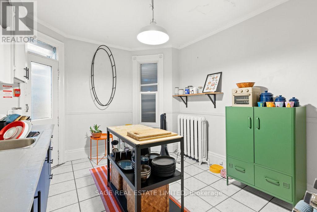 278 Crawford Street, Toronto, Ontario  M6J 2V8 - Photo 12 - C13036774