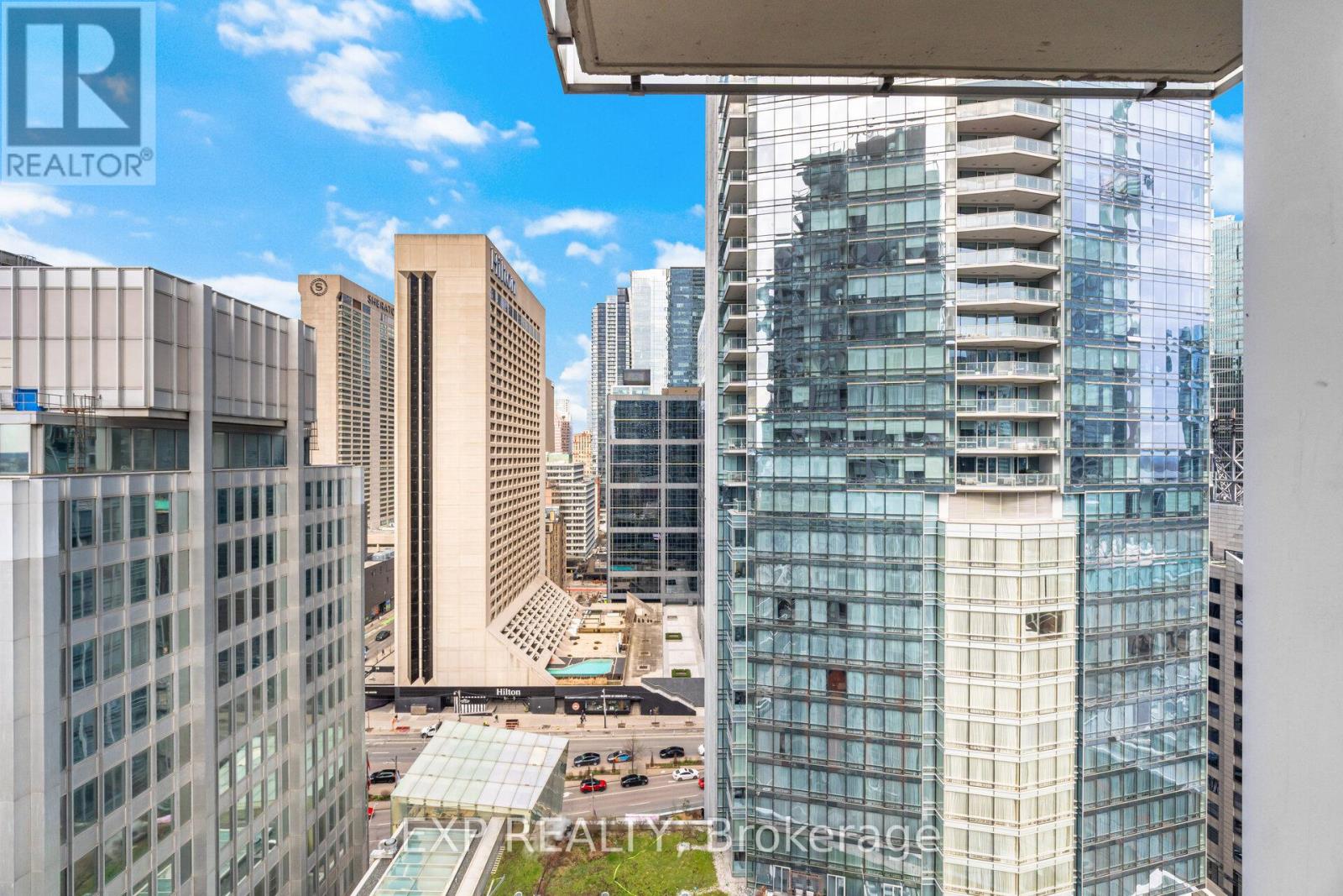 1907 - 126 Simcoe Street, Toronto, Ontario  M5H 4E6 - Photo 34 - C13036792