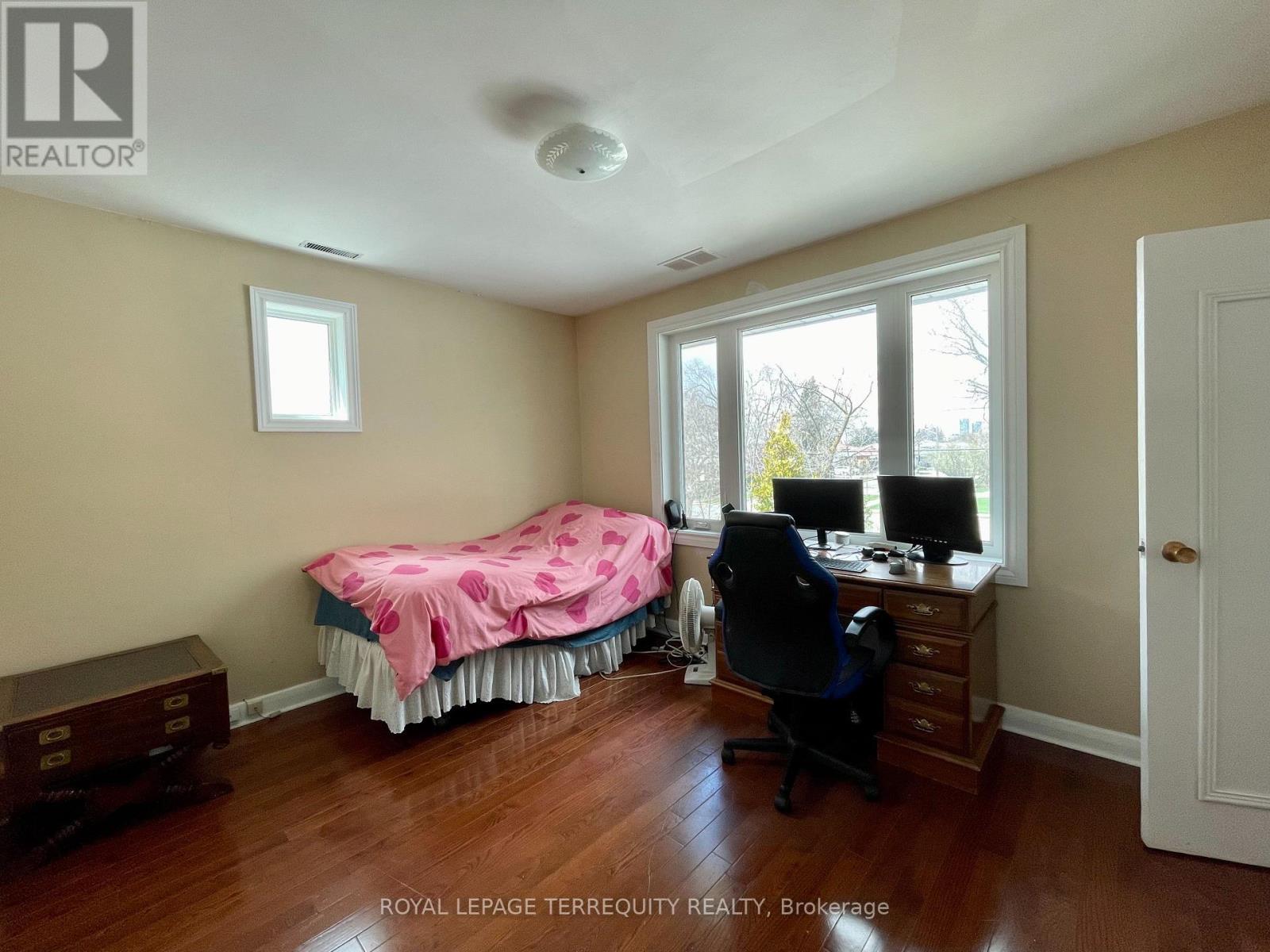 435 Drewry Avenue, Toronto, Ontario  M2R 2K6 - Photo 31 - C13036834