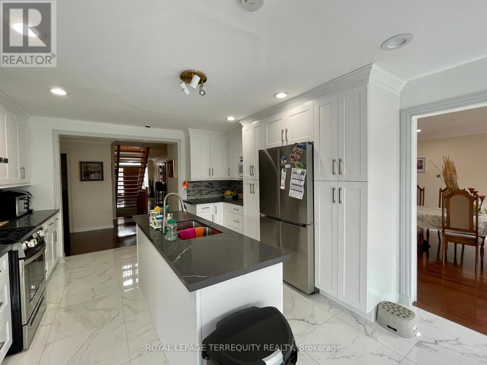 435 Drewry Avenue, Toronto, Ontario  M2R 2K6 - Photo 9 - C13036834