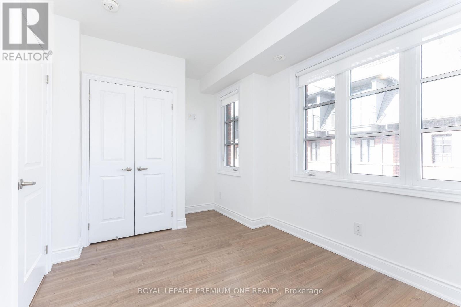 5 - 2 Salvador Allende Court, Toronto, Ontario  M6G 0A3 - Photo 20 - C13036856