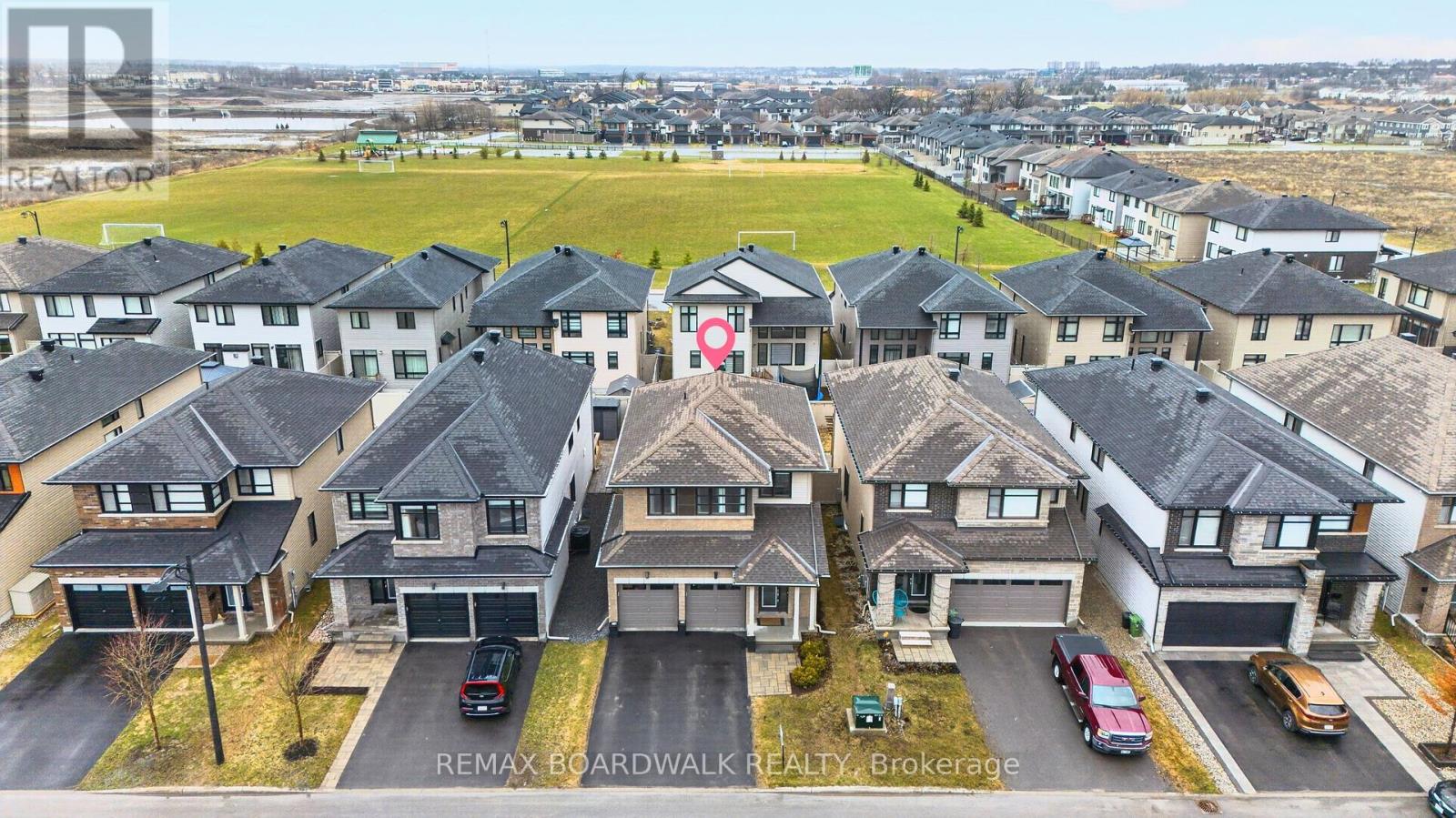 38 Thunderbolt Street, Ottawa, Ontario  K2V 0L9 - Photo 2 - X13012160