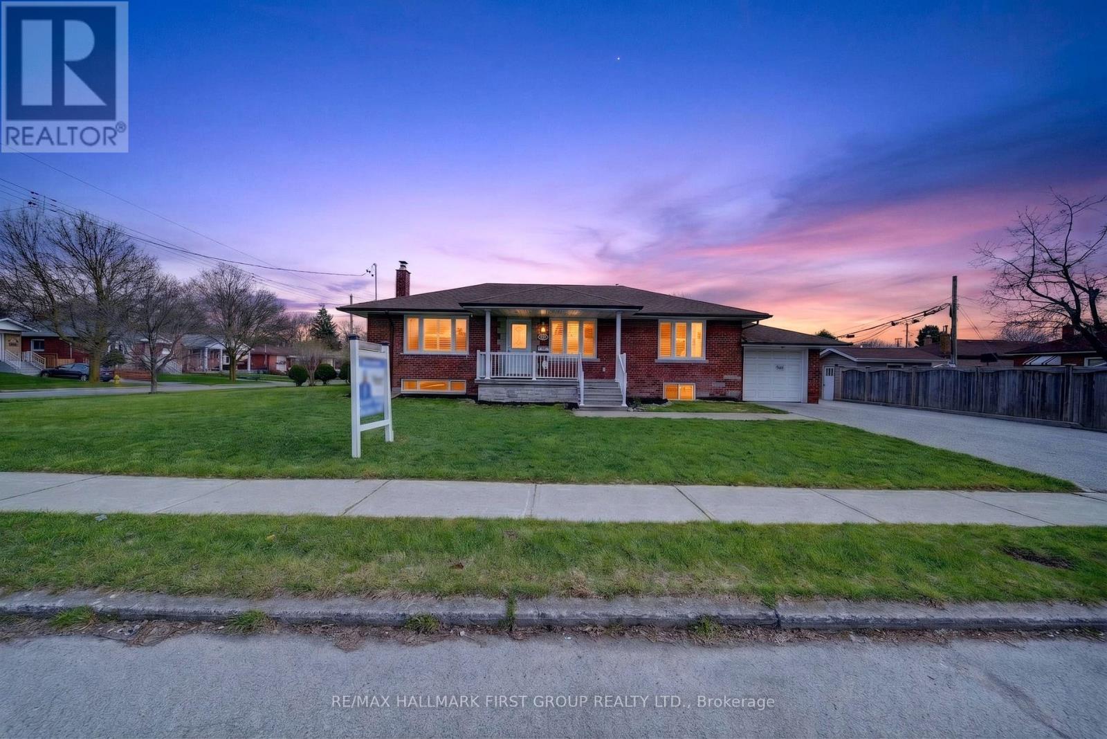 50 GILROY DRIVE, Toronto, Ontario