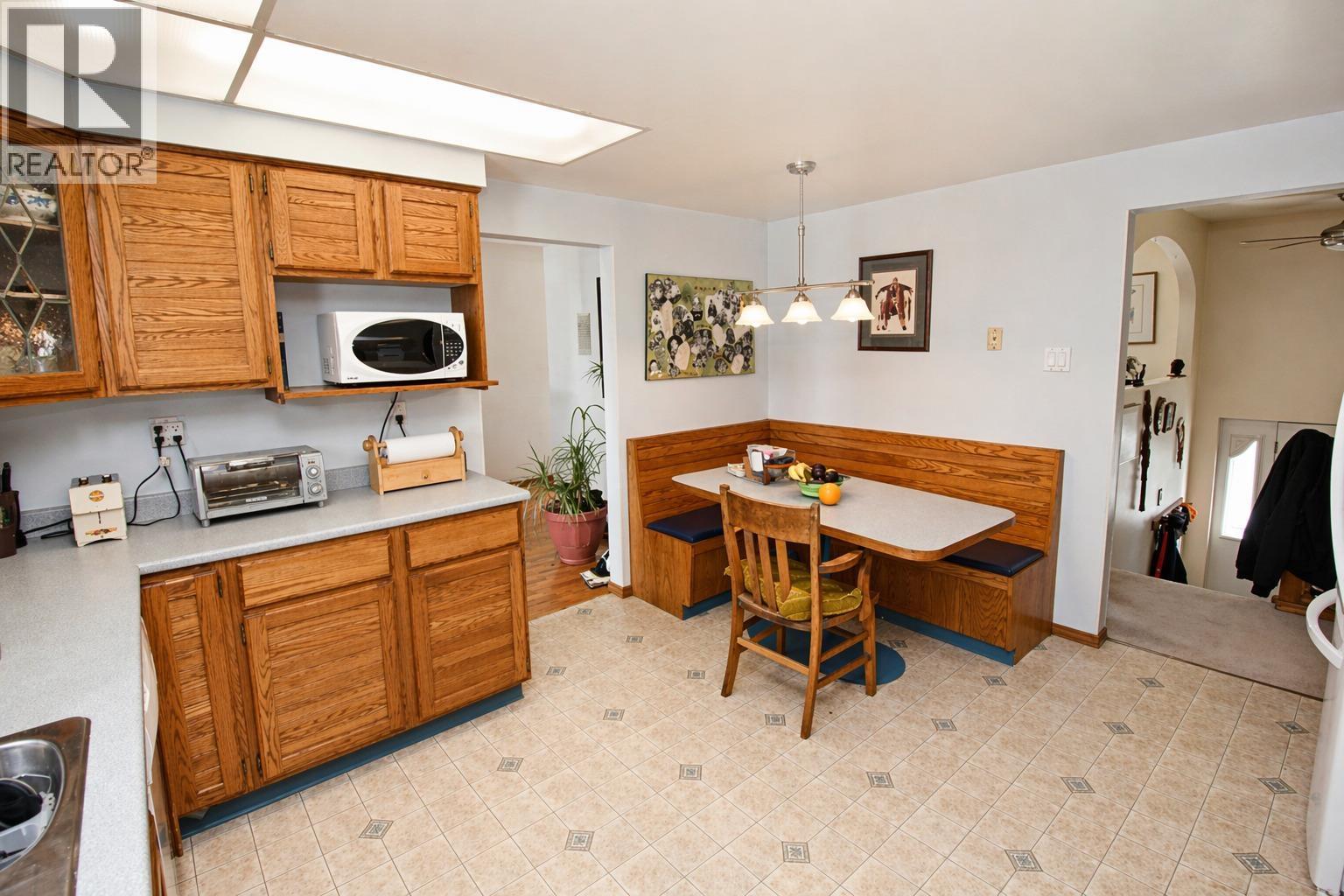 1940 Nadina Place, Houston, British Columbia  V0J 1Z0 - Photo 10 - R3114847