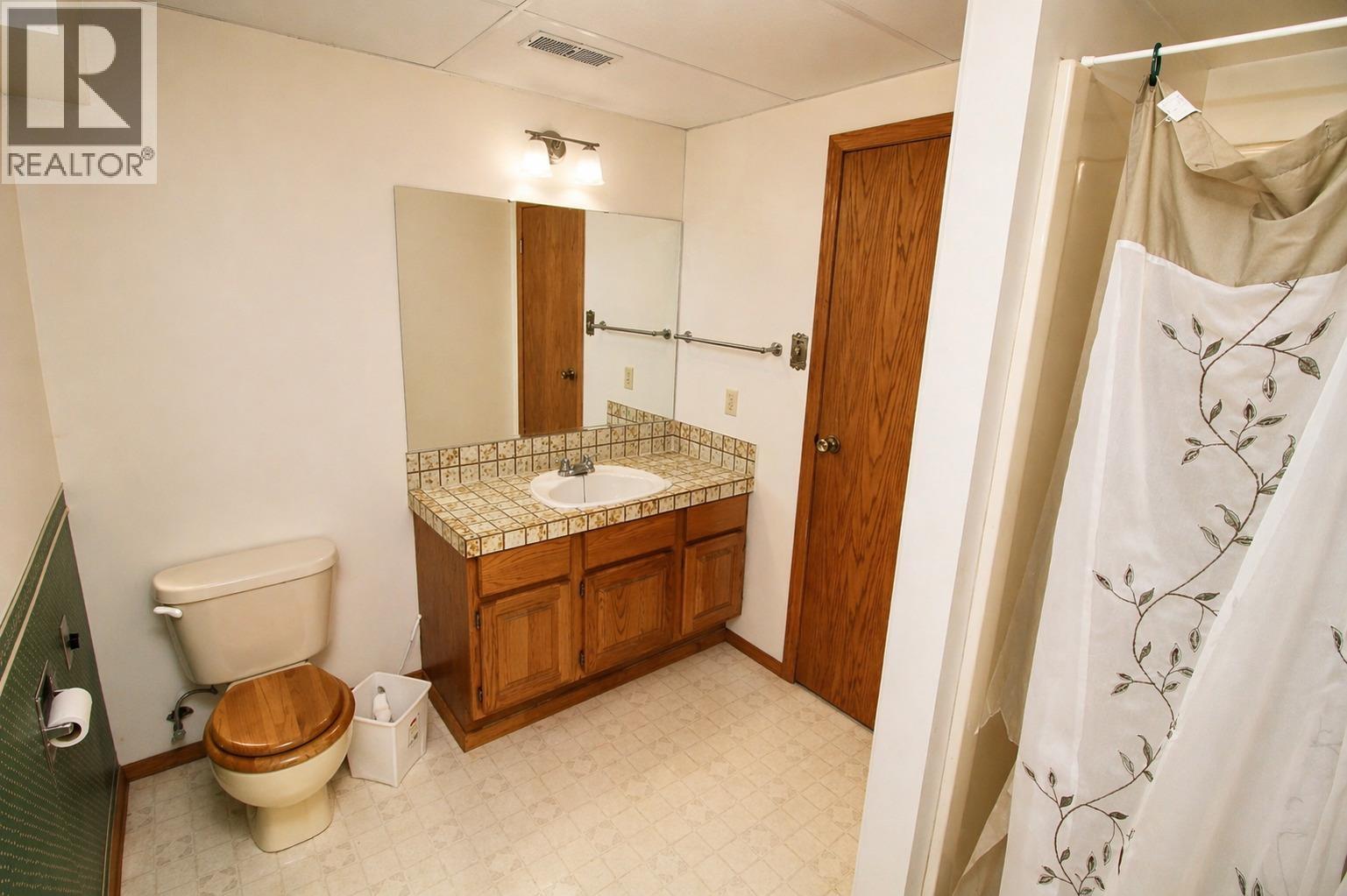 1940 Nadina Place, Houston, British Columbia  V0J 1Z0 - Photo 23 - R3114847