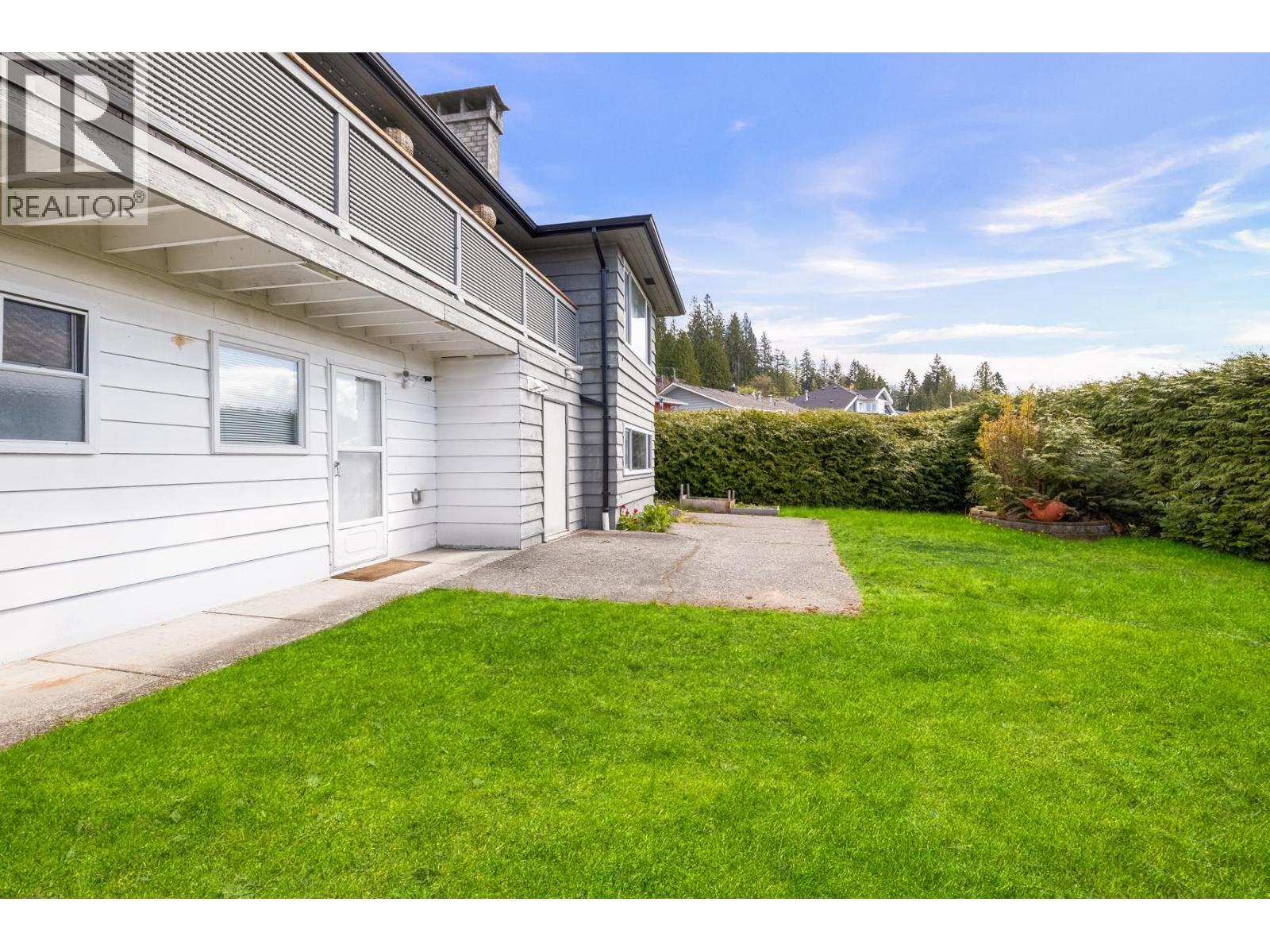 403 Newdale Court, North Vancouver, British Columbia  V7N 3H3 - Photo 30 - R3114652