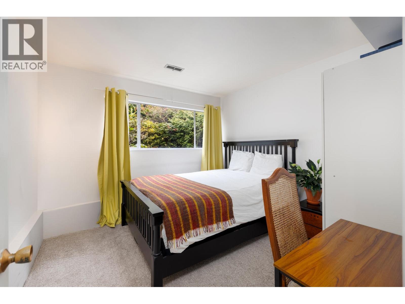 403 Newdale Court, North Vancouver, British Columbia  V7N 3H3 - Photo 18 - R3114652