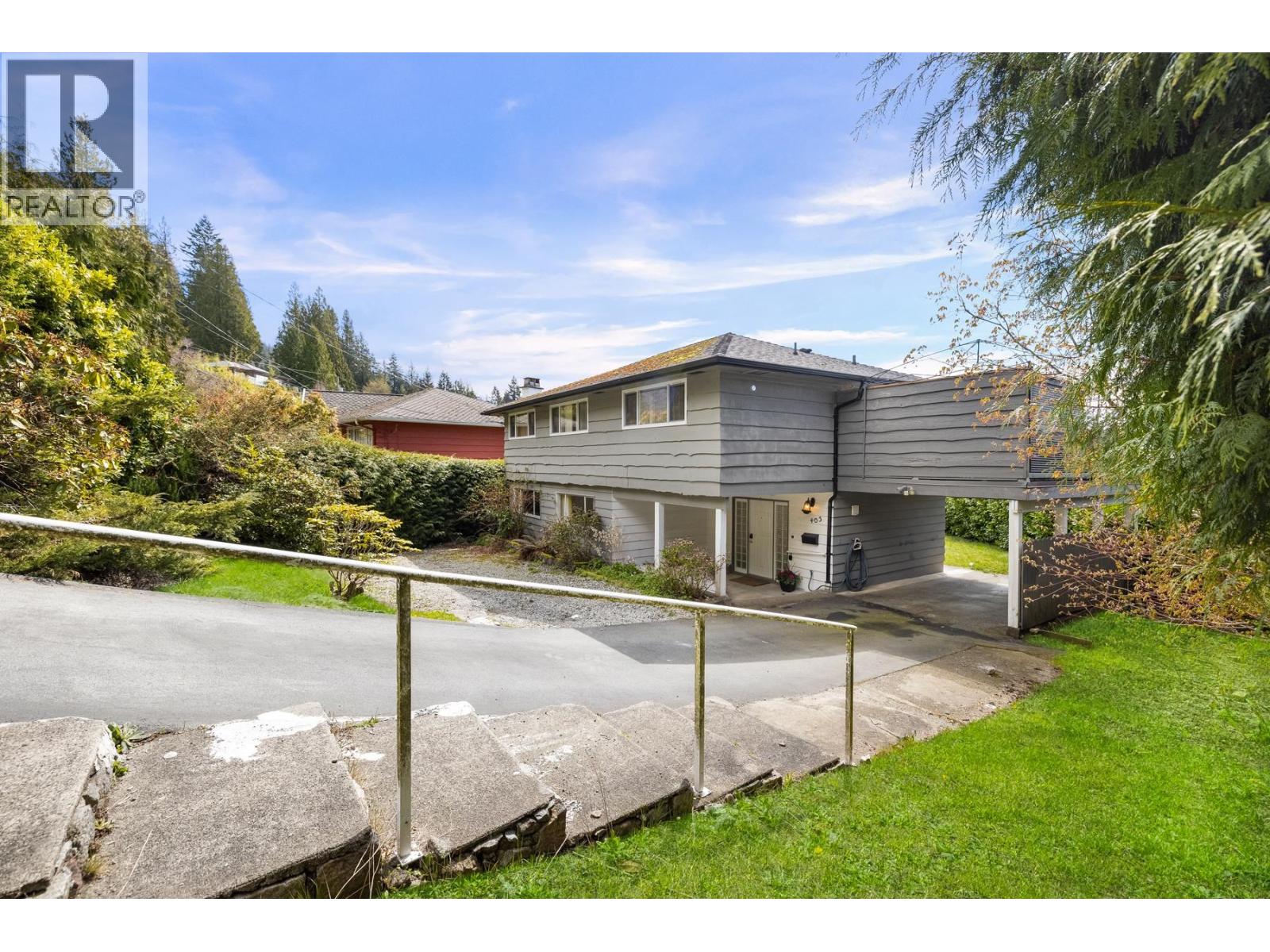 403 Newdale Court, North Vancouver, British Columbia  V7N 3H3 - Photo 31 - R3114652