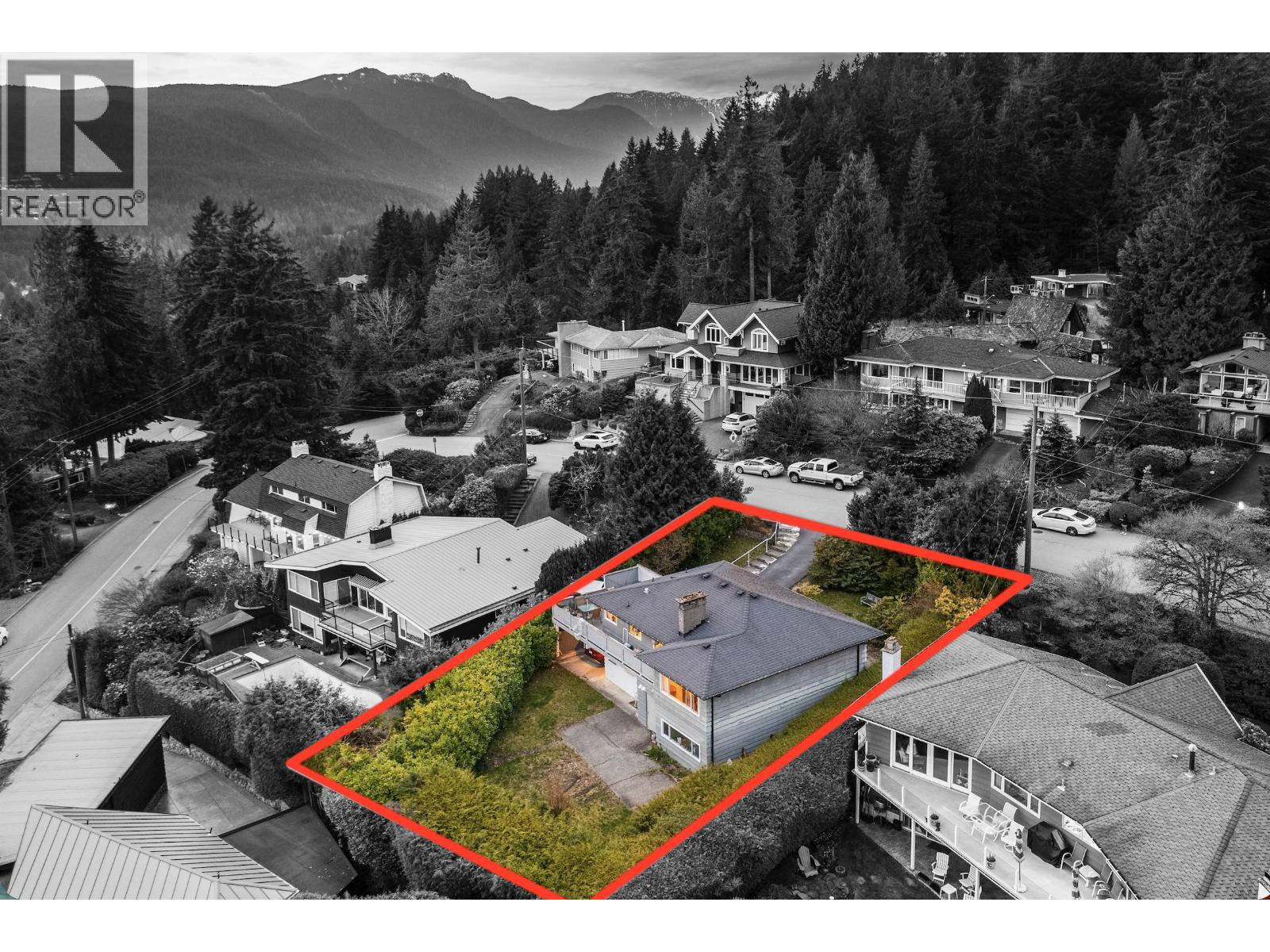 403 Newdale Court, North Vancouver, British Columbia  V7N 3H3 - Photo 33 - R3114652