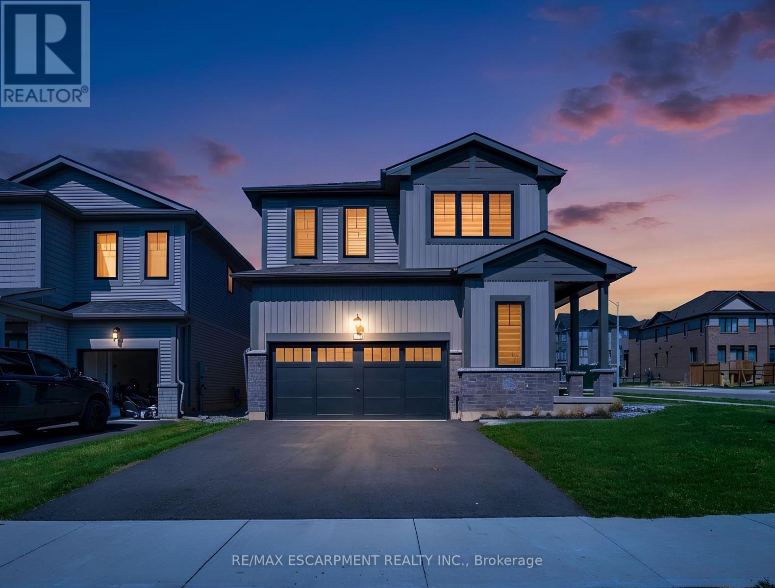 175 BLACKBIRD WAY, Hamilton, Ontario