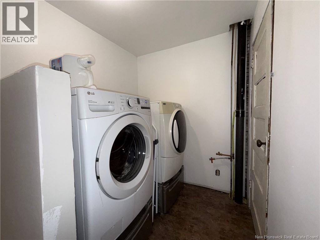 13 Lake Avenue, Mcadam, New Brunswick  E6J 1N5 - Photo 14 - NB137645