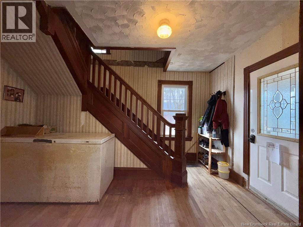 13 Lake Avenue, Mcadam, New Brunswick  E6J 1N5 - Photo 9 - NB137645