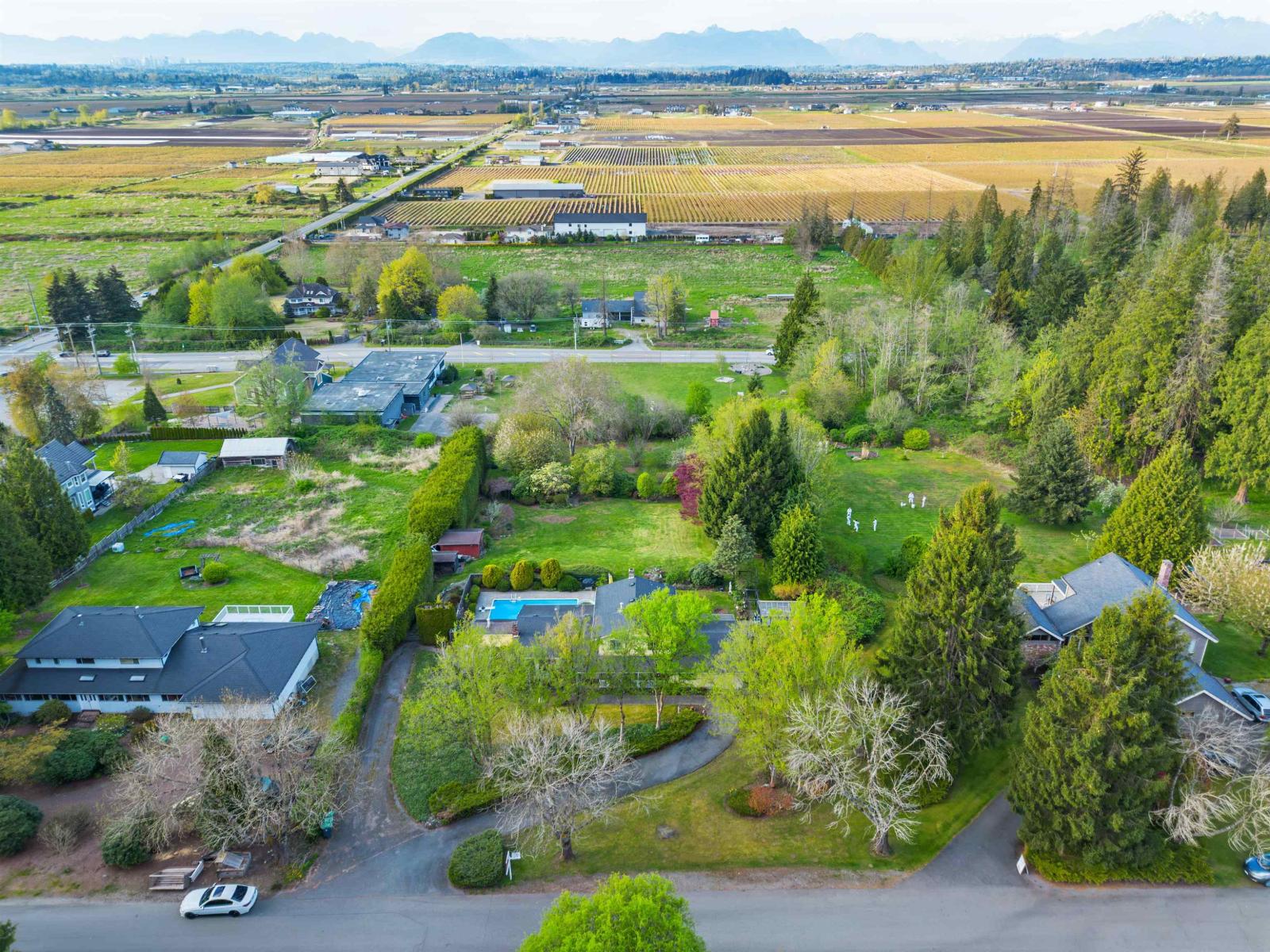 16881 31 Avenue, Surrey, British Columbia  V3S 0A6 - Photo 3 - R3112765