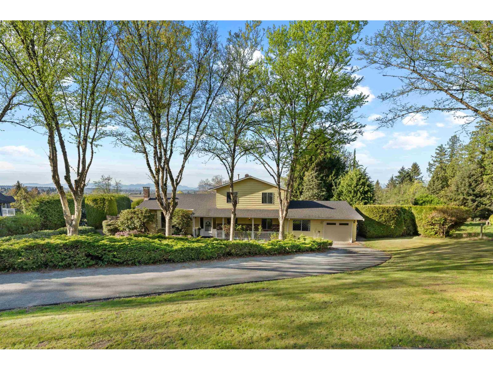 16881 31 AVENUE, surrey, British Columbia