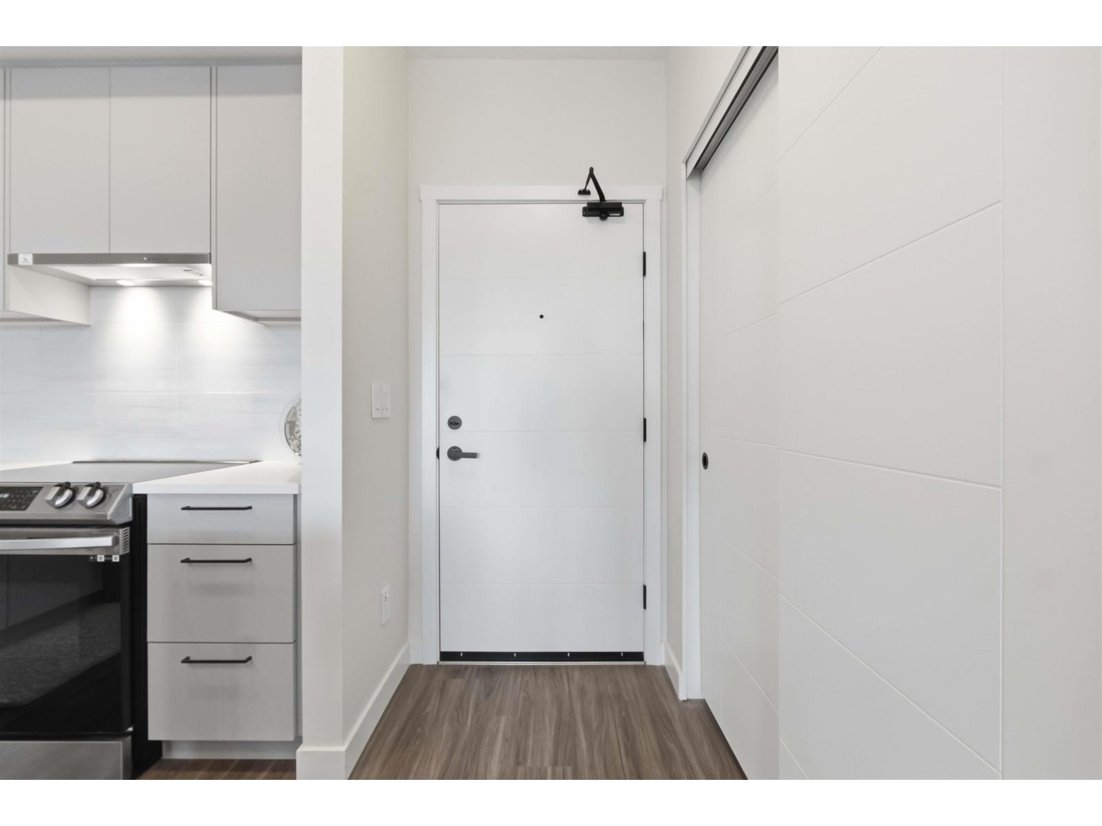 413 8117 200a Street, Langley, British Columbia  V2Y 3W9 - Photo 8 - R3114481