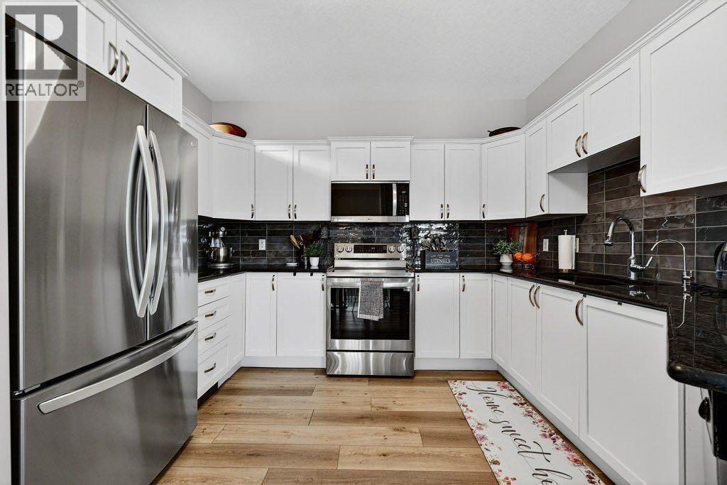 528 Rocky Vista Gardens Nw, Calgary, Alberta  T3G 0B7 - Photo 4 - A2302763