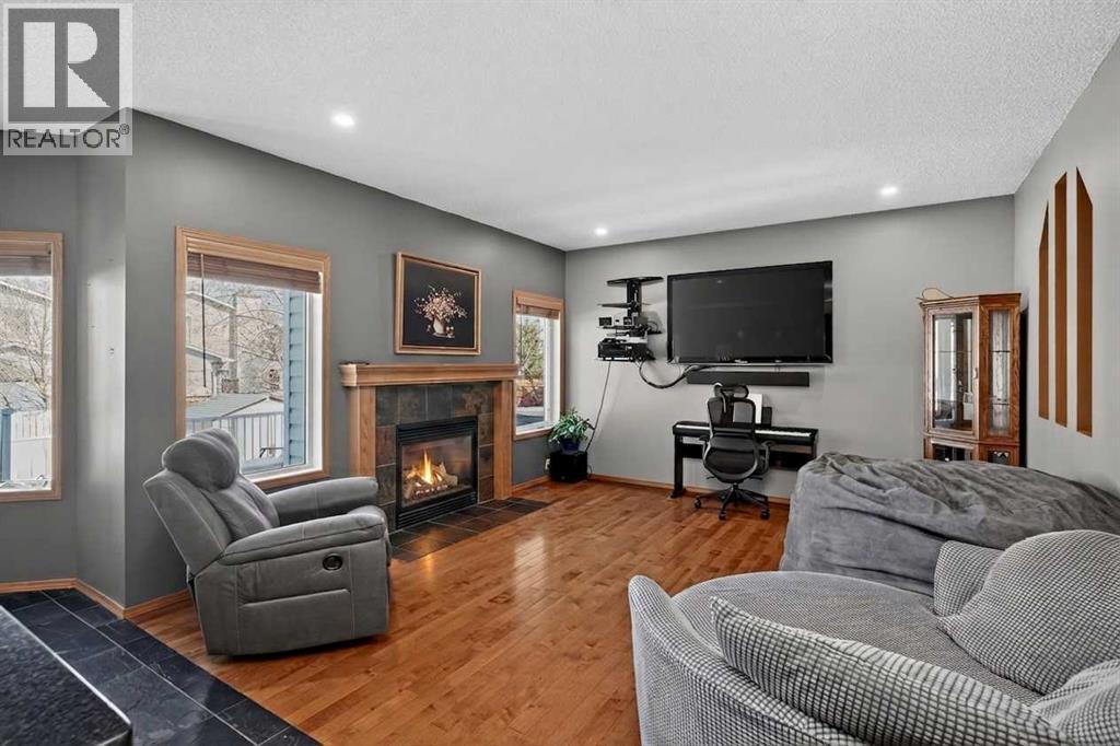 81 Riverwood Crescent SE, Calgary, Alberta  T2C 4B2 - Photo 2 - A2302889