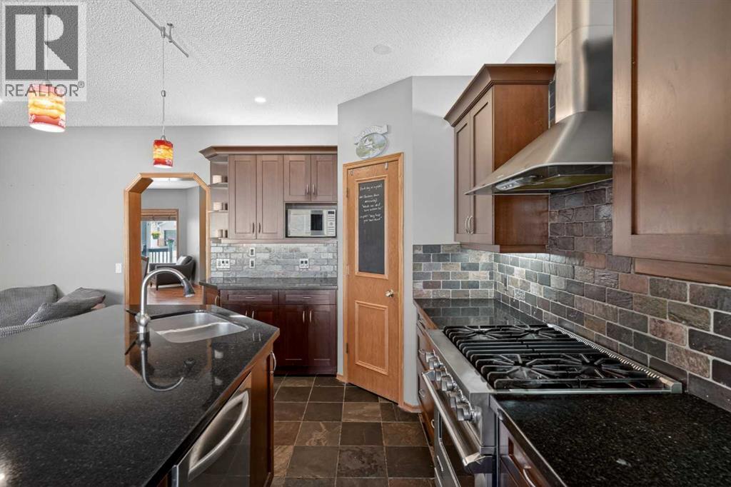 81 Riverwood Crescent SE, Calgary, Alberta  T2C 4B2 - Photo 14 - A2302889