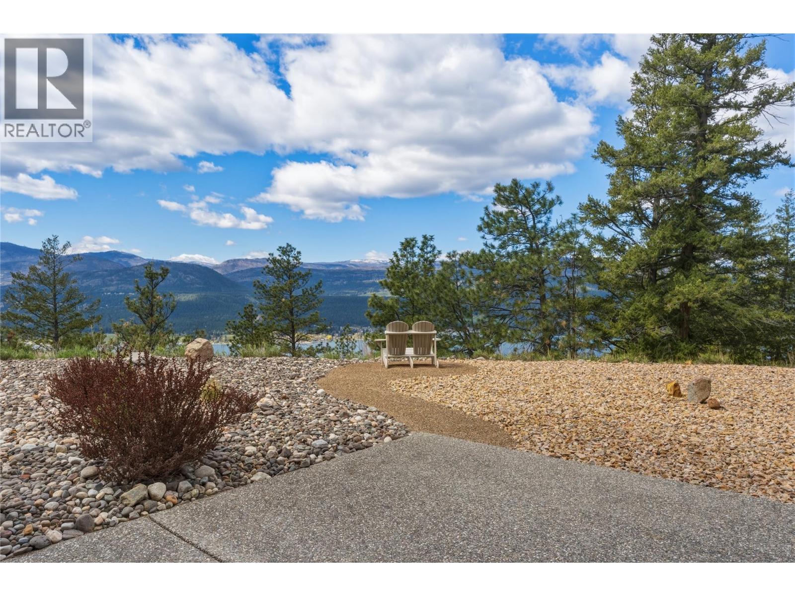 8964 Davidson Place, Vernon, British Columbia  V1H 2K9 - Photo 38 - 10383336