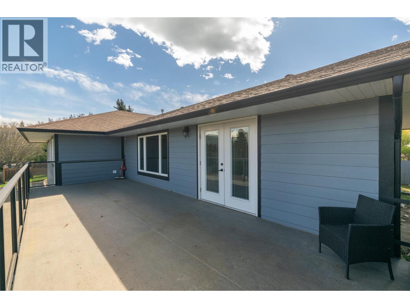 1350 13 Avenue SE, Salmon Arm, British Columbia  V1E 2G7 - Photo 27 - 10377782