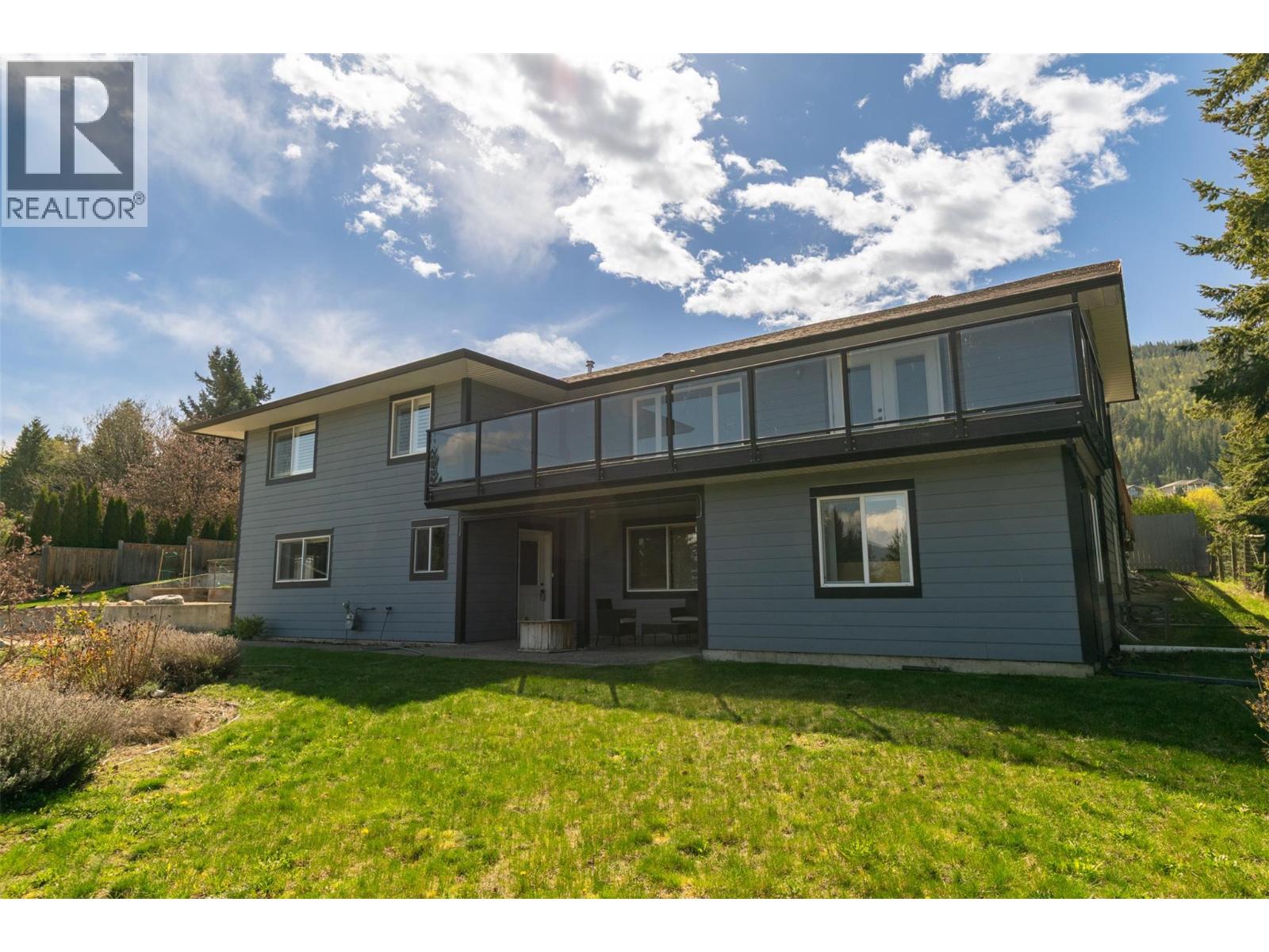 1350 13 Avenue SE, Salmon Arm, British Columbia  V1E 2G7 - Photo 7 - 10377782