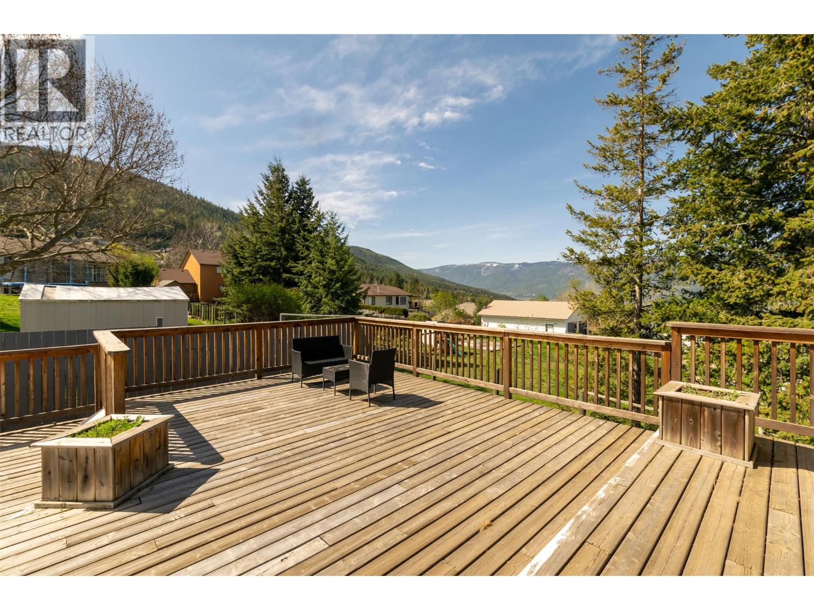 1350 13 Avenue SE, Salmon Arm, British Columbia  V1E 2G7 - Photo 65 - 10377782