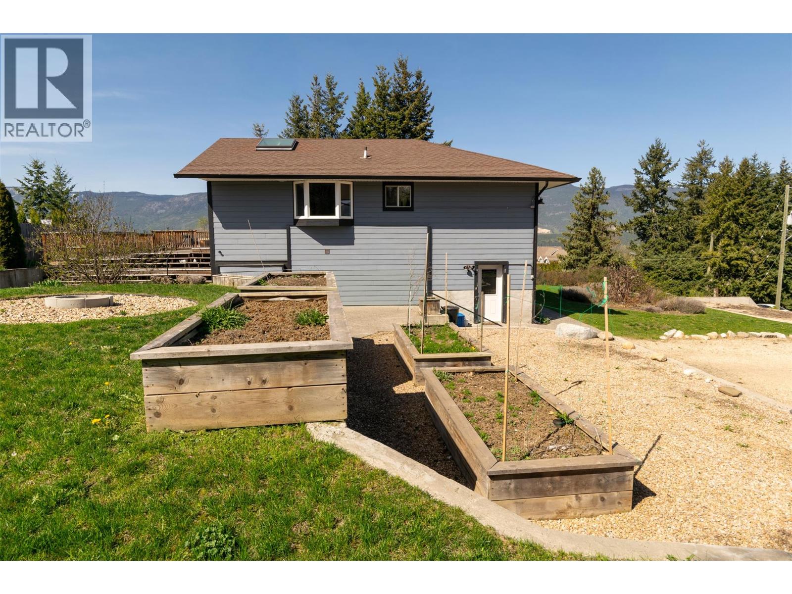 1350 13 Avenue SE, Salmon Arm, British Columbia  V1E 2G7 - Photo 56 - 10377782