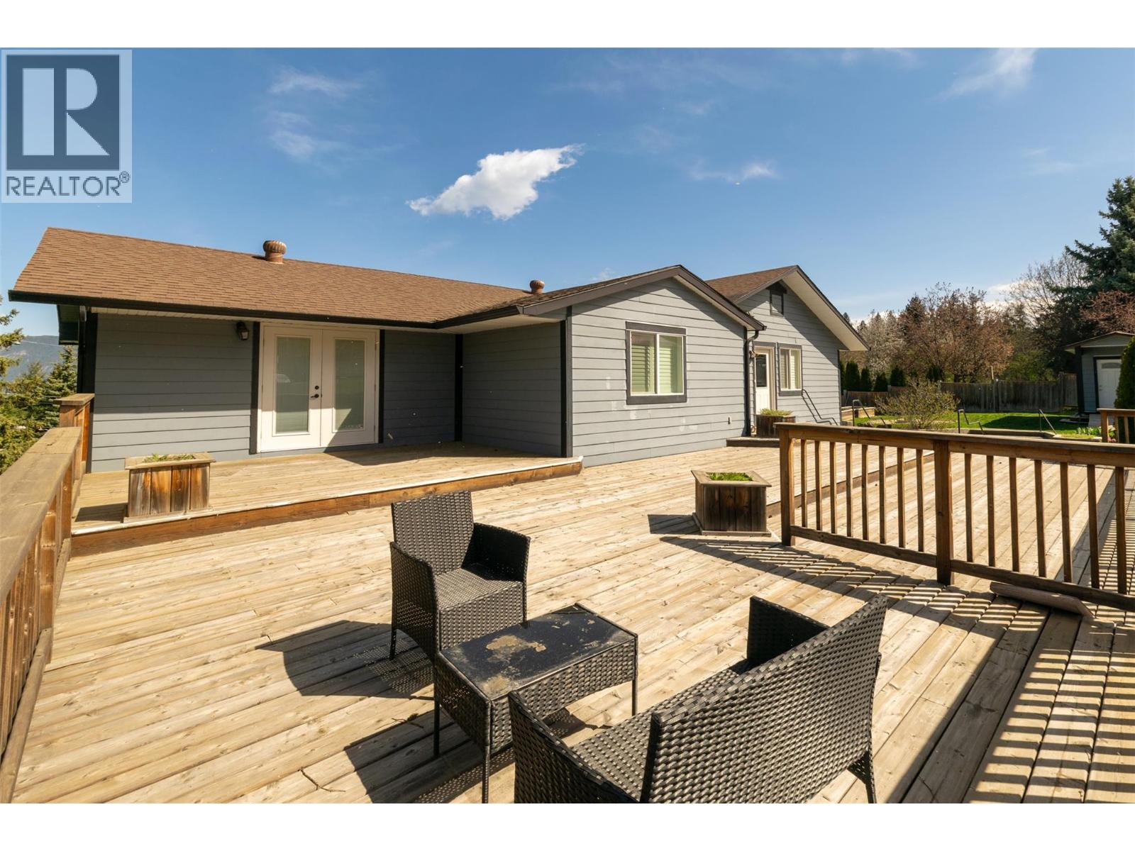 1350 13 Avenue SE, Salmon Arm, British Columbia  V1E 2G7 - Photo 62 - 10377782