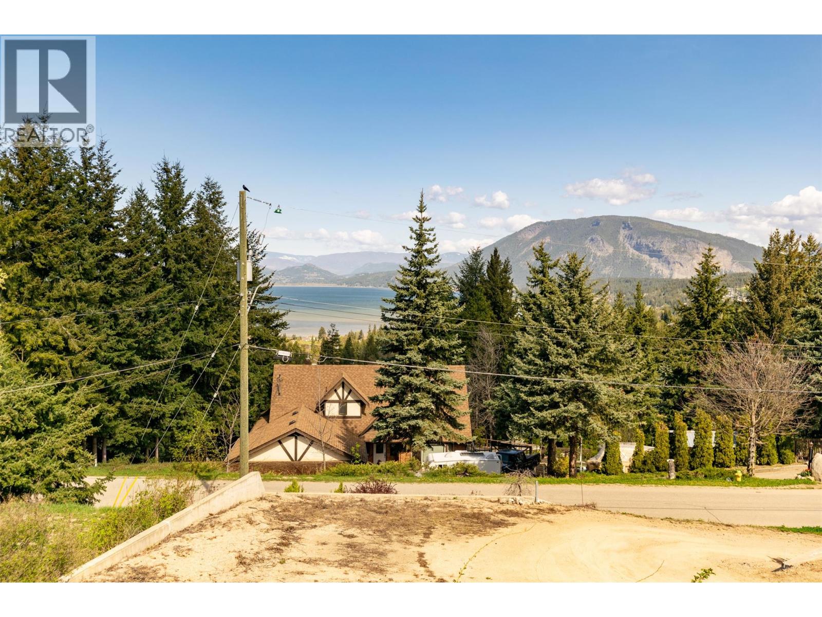 1350 13 Avenue SE, Salmon Arm, British Columbia  V1E 2G7 - Photo 31 - 10377782