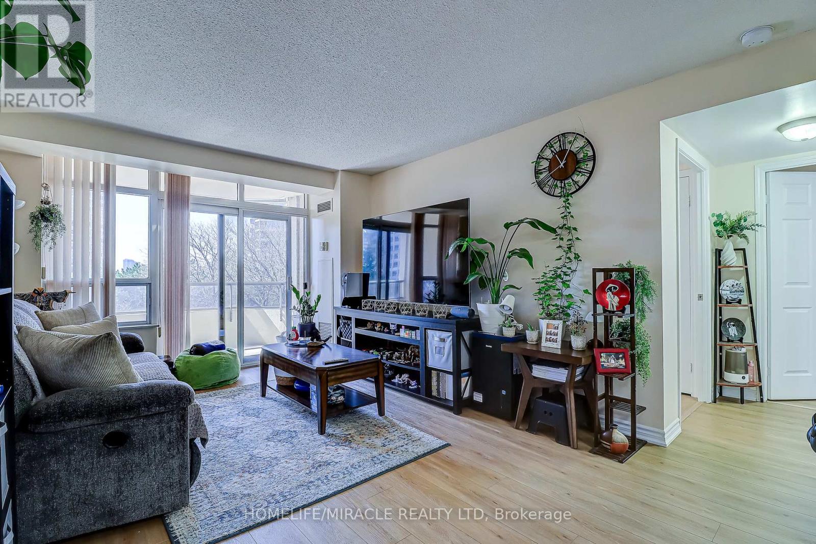 403 - 35 KINGSBRIDGE GARDEN CIRCLE, Mississauga, Ontario