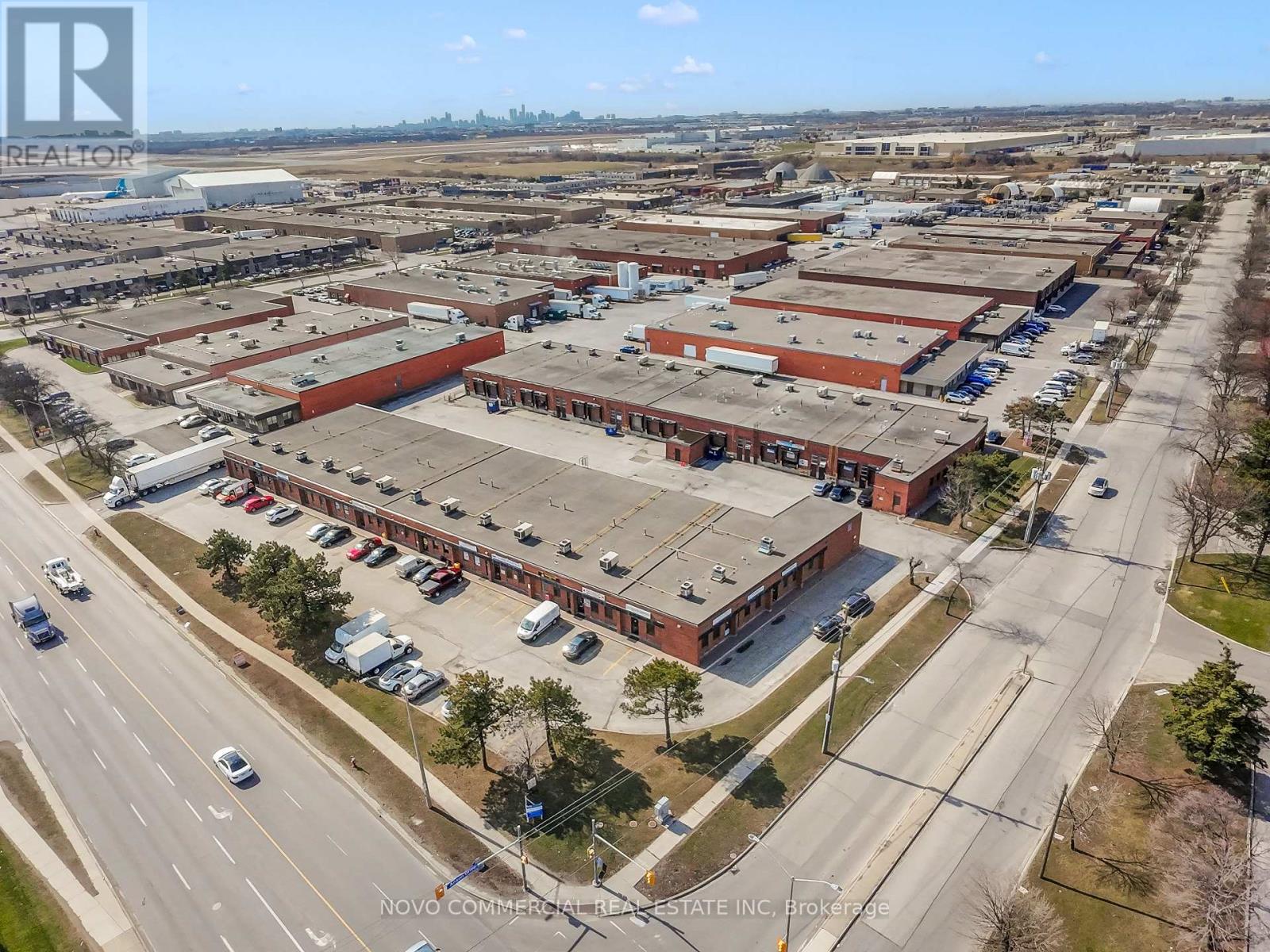 12 - 2460 Anson Drive W, Mississauga, Ontario  L5S 1G7 - Photo 1 - W13036728