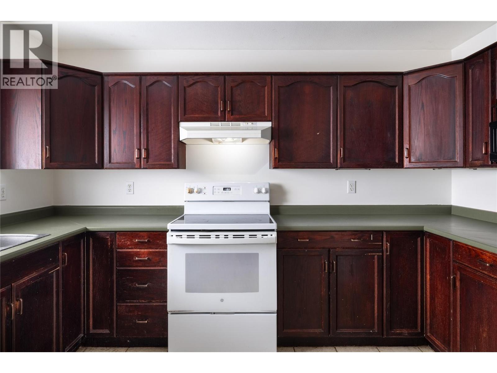 6972 Cummins Road, Vernon, British Columbia  V1H 1X9 - Photo 13 - 10384424