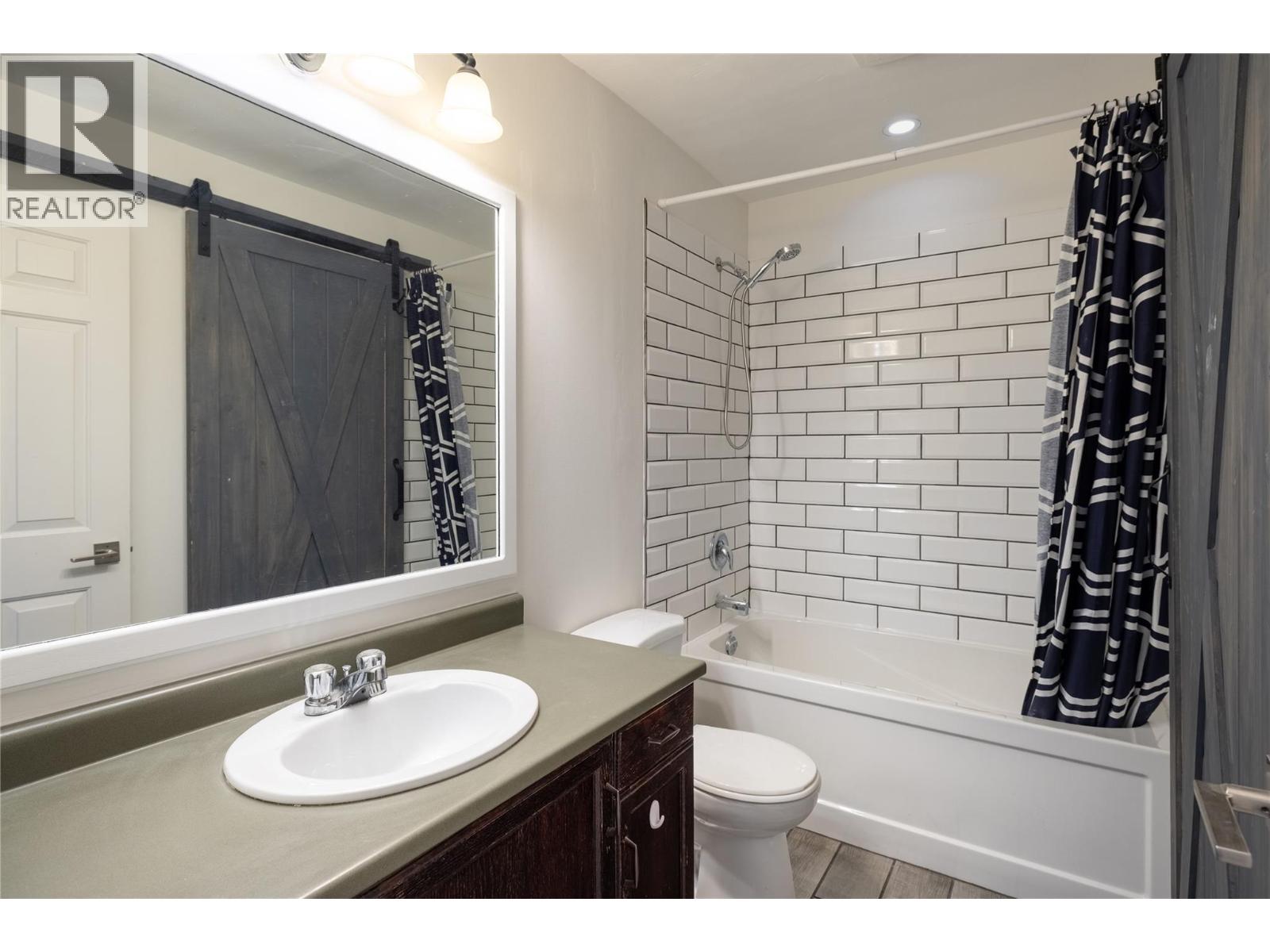 6972 Cummins Road, Vernon, British Columbia  V1H 1X9 - Photo 16 - 10384424