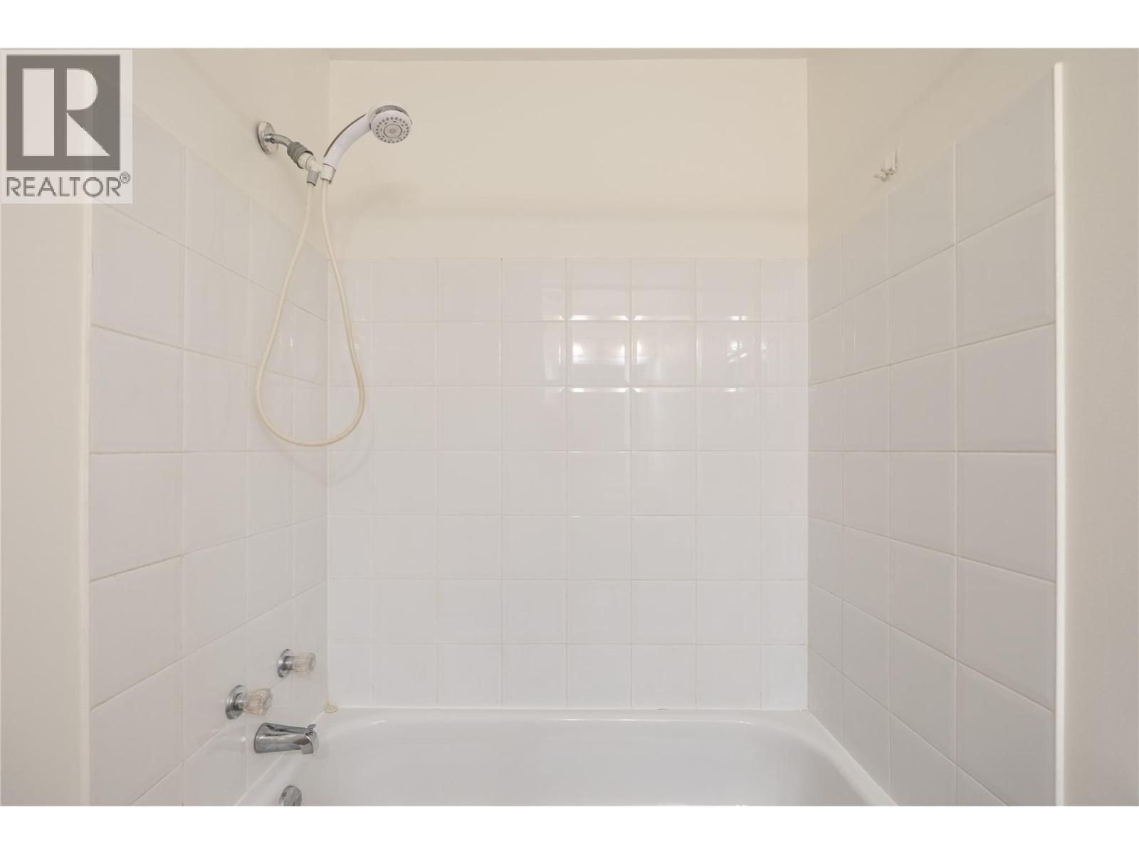 6972 Cummins Road, Vernon, British Columbia  V1H 1X9 - Photo 22 - 10384424