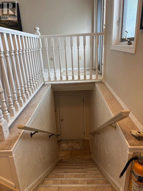 1216 Lakemount Boulevard S, Lethbridge, Alberta  T1K 3K1 - Photo 20 - A2304431