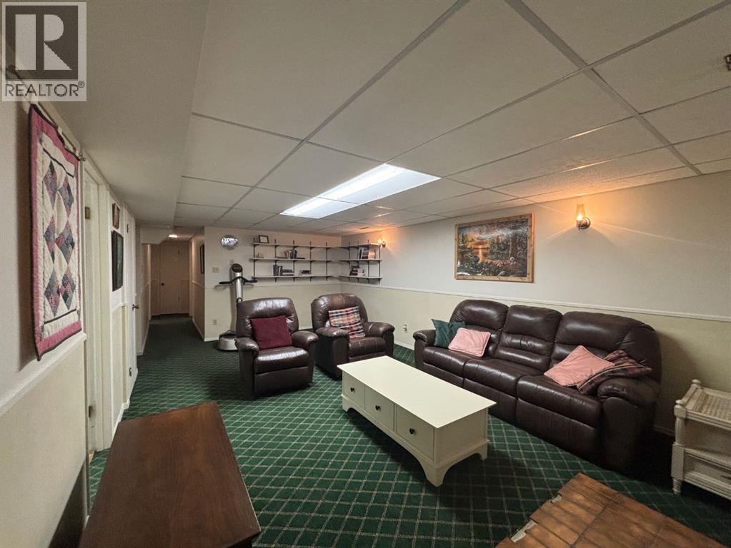 1216 Lakemount Boulevard S, Lethbridge, Alberta  T1K 3K1 - Photo 28 - A2304431