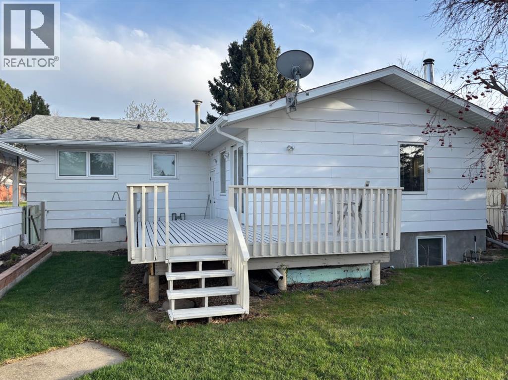 1216 Lakemount Boulevard S, Lethbridge, Alberta  T1K 3K1 - Photo 42 - A2304431