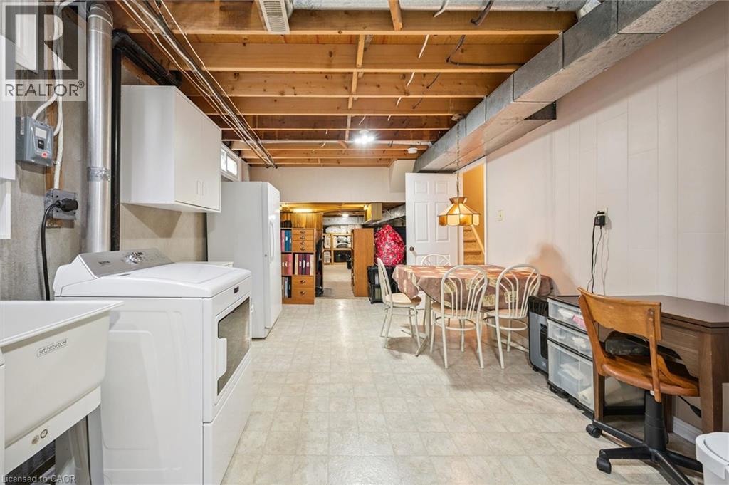 233 Laurentian Drive, Kitchener, Ontario  N2E 2G5 - Photo 22 - 40823454