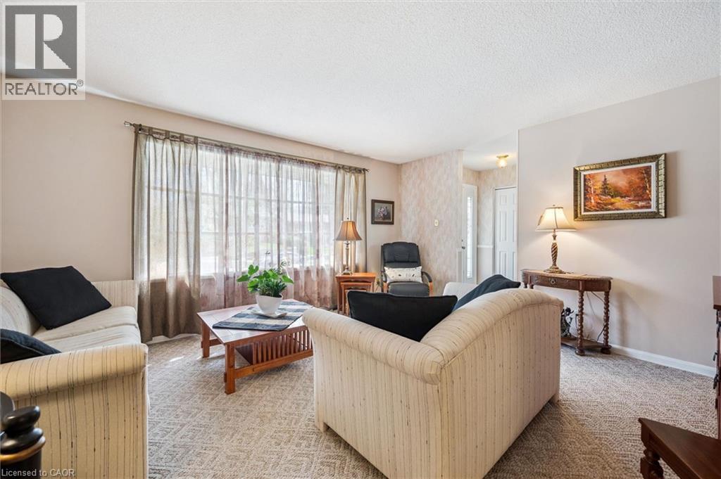 233 Laurentian Drive, Kitchener, Ontario  N2E 2G5 - Photo 5 - 40823454