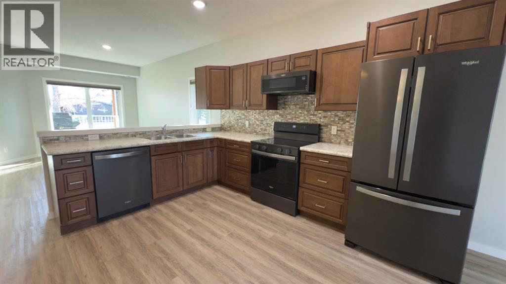 501 5 Street W, Hanna, Alberta  T0J 1P0 - Photo 20 - A2295220