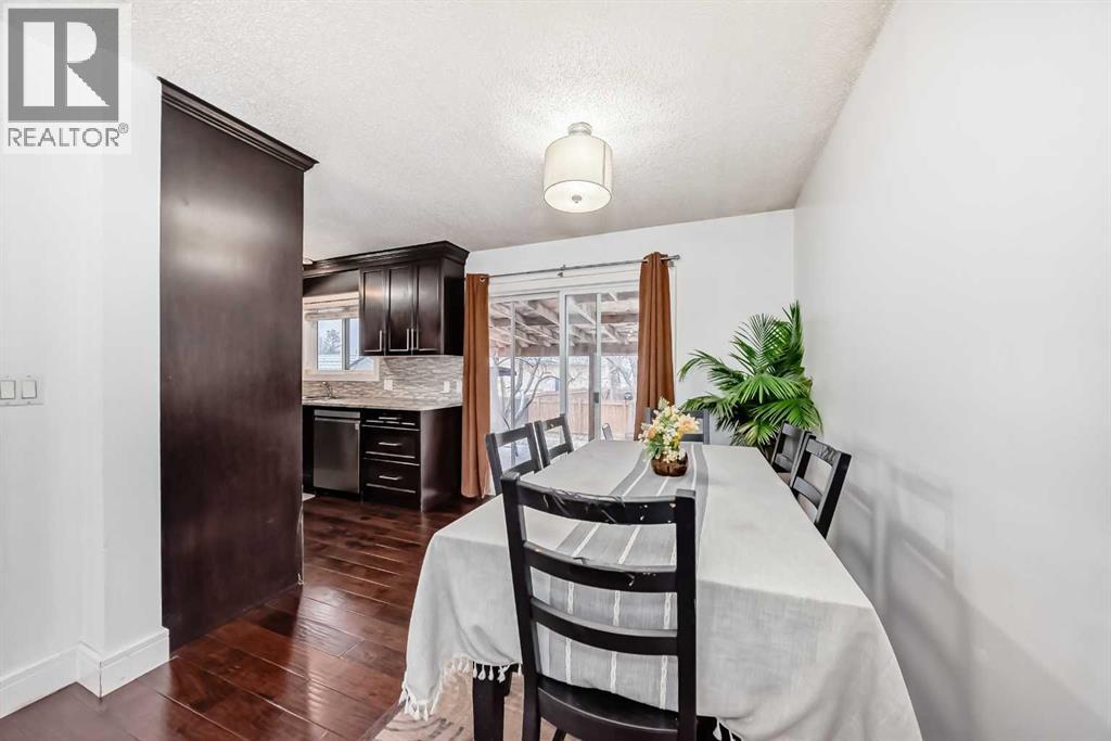 19 Castlepark Way Ne, Calgary, Alberta  T3J 1R7 - Photo 12 - A2297081