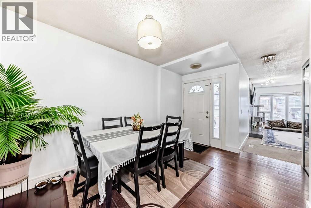 19 Castlepark Way Ne, Calgary, Alberta  T3J 1R7 - Photo 18 - A2297081